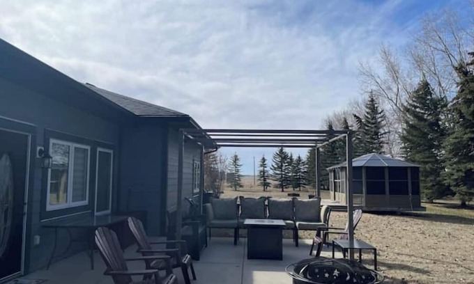 Calgary House | THE Wellness Centre