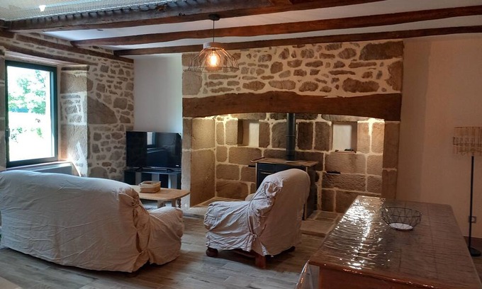 Saint-Geniez-o-Merle House | Country house