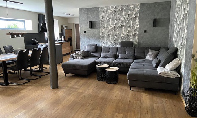 Schonebeck Apartment | Ferienwohnung "fritz"