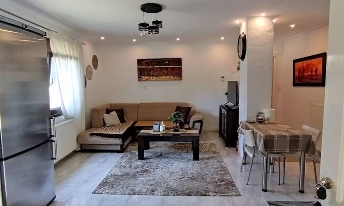 Krepeni Cottage | Oasis Cottage Rental Property 10 min away from town!