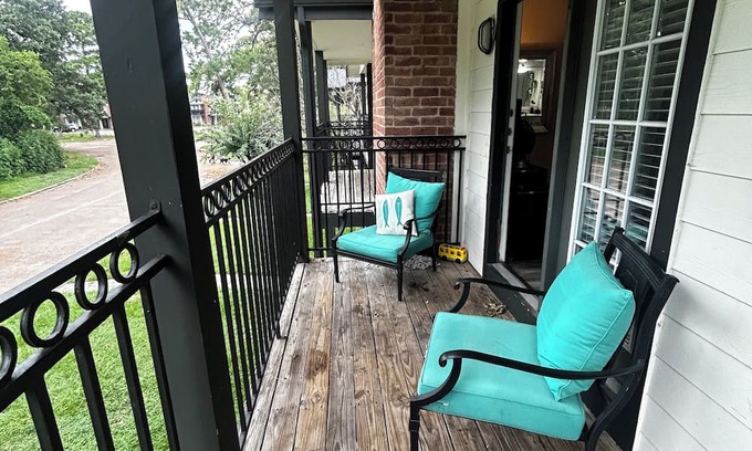 Houston Condo | Spacious Townhome Condominium