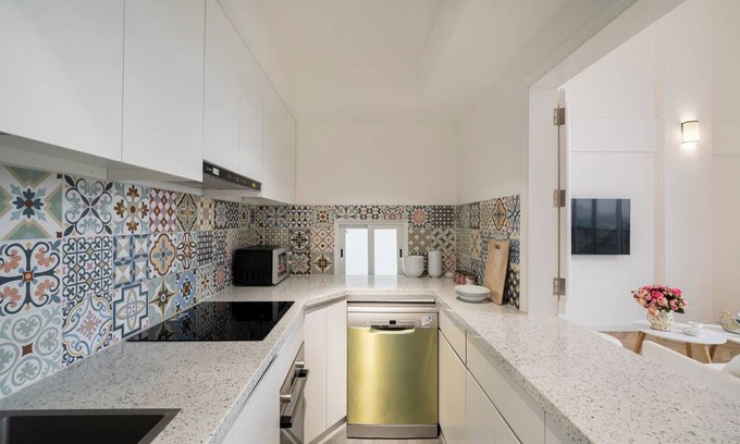 Hanoi Apartment | Lux Residence Paradise Ngoc Thuy