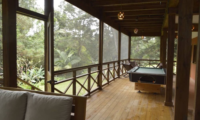 Pueblo Nuevo Villa | La Casita Del Arroyo | Hot Tub & River Access | Pet Friendly