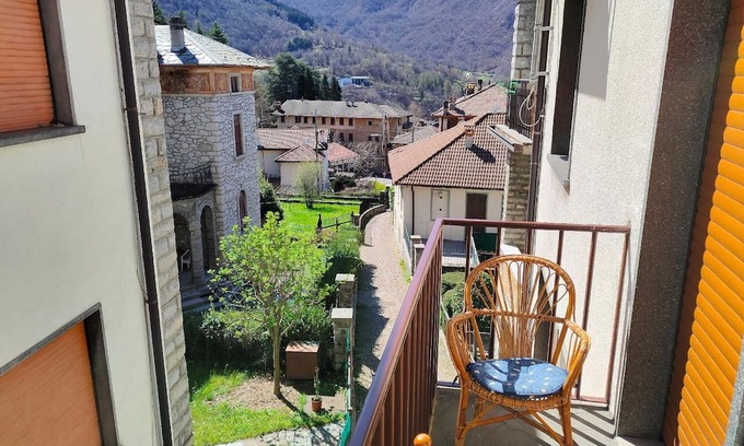 Esino Lario Apartment | Holiday apartment Esino Lario for 1 - 4 persons with 2 bedrooms - Holiday apartment