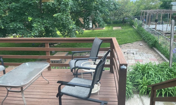Lincoln House | Reasonable Retreat, whole house, convenient location!