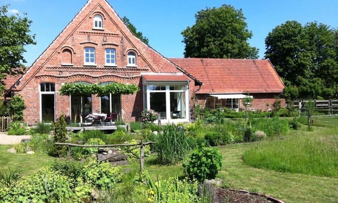 Petershagen House | Rose Cottage Comfortable holiday residence