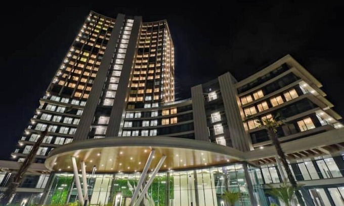 Basaksehir Apartment | Aspen - Modern Design 2BR Apt w/ Parking & Gym