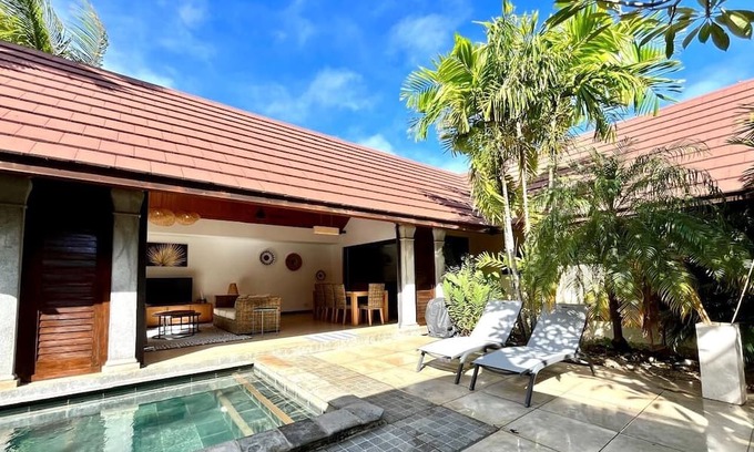 Pereybere Villa | Iconic secluded Villa