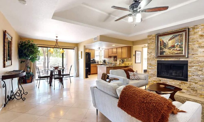Encanto Canyon Condo | SABINO CANYON GEM, POOL, SPA, PICKLEBALL, 0.6 MI TO SABINO CANYON RECREATION