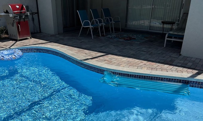 Cape Coral House | Blue Oasis Escape, Very Spacious Sleeps 6 W/ Pool, High speed Wi-Fi