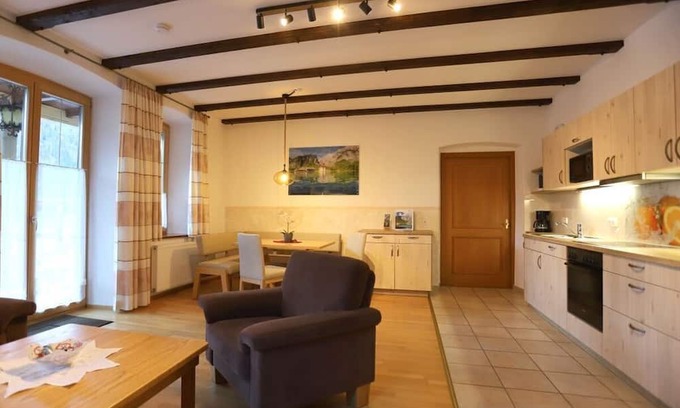 Konigssee Apartment | Fairytale forest apartment with pool and sauna