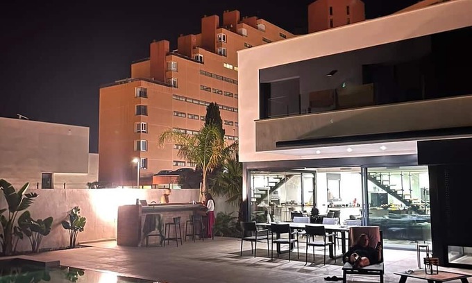 Santa Margarida i els Monjos House | Villa de Luxe Avec Amarre 17 Mètres Rosas Proche Plage