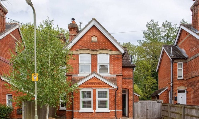 Andover House | Executive Victorian House