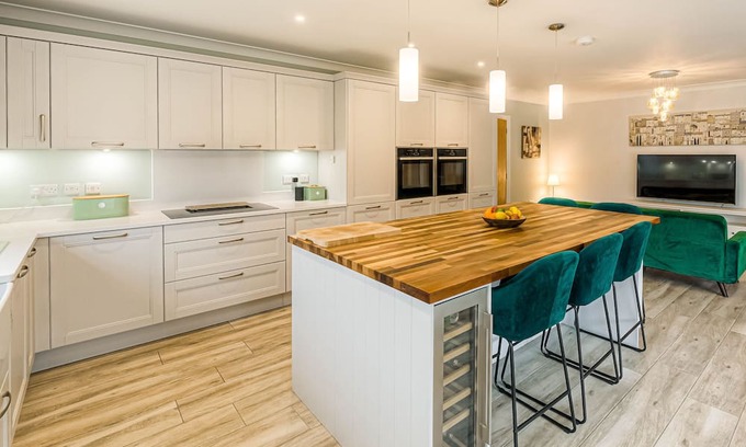 Fontwell House | Tandem House, Nr Chichester