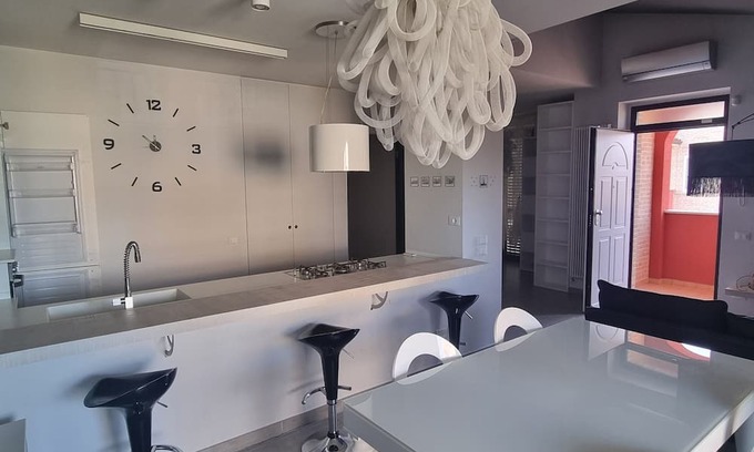 Sambucheto Apartment | Deluxe Loft with modern furniture