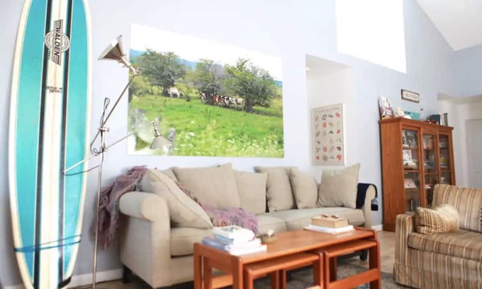 Clearwater Beach House | Sun Drenched East Hampton Springs Retreat with Private Beach Pass