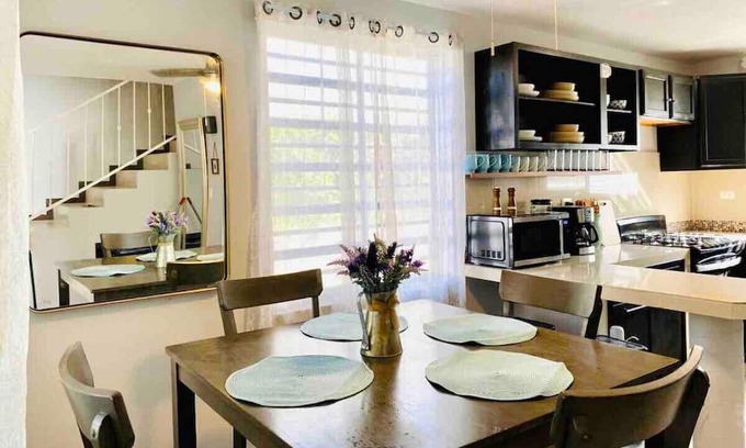 Reynosa House | Exclusive Place / 10PX / 8 Beds/ Wi-Fi / Parking