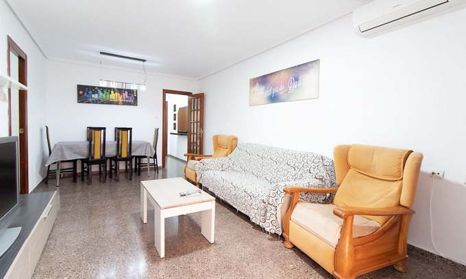Port de Sagunt Apartment | Global Properties: Centrally located 3 bedroom flat in Puerto Sagunto