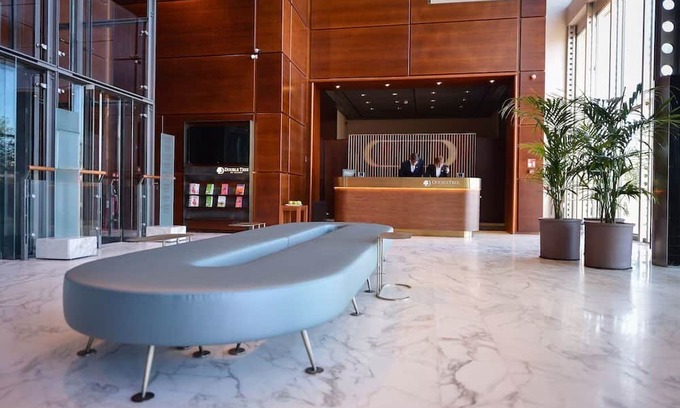 Rondo - Torretta House | Central Hotel: Great Amenities, Paws Welcome, Close to GAM Milano!