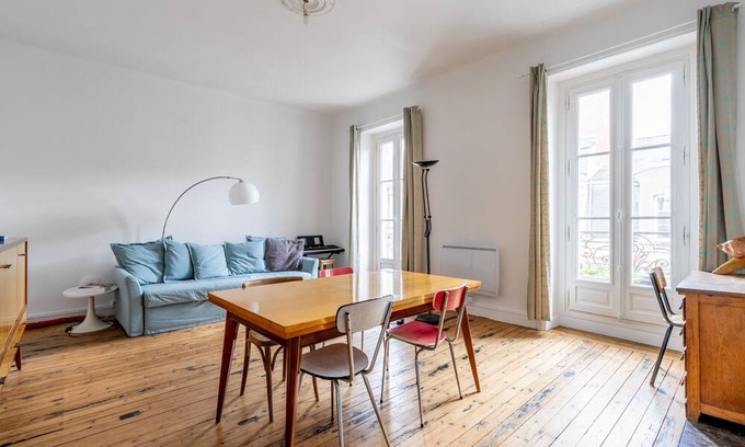 Richebourg - Saint-Clement Apartment | Apartment 'Cathédrale - Jardin Des Plantes'