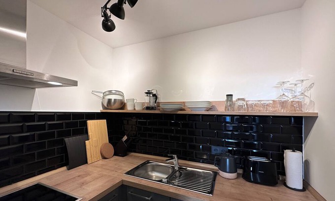 Buttelstedt Apartment | Modernes Studio in Malerischer Natur!