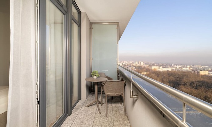 Poznan Apartment | Beige Apartment Poznań by Renters