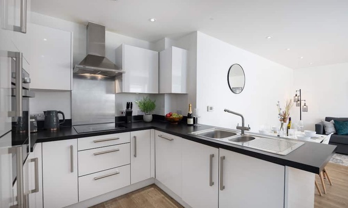 Nightingale Apartment | Contemporary 2-Bedroom Apart near Balham