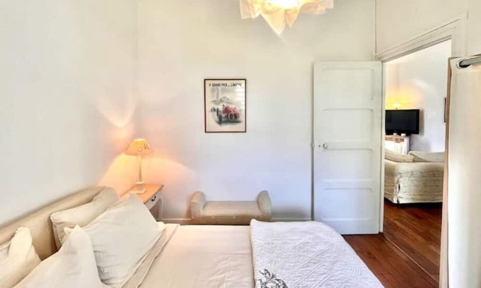 Limoges Villa | Villa Ouest au Coeur D'un Quartier Tranquille