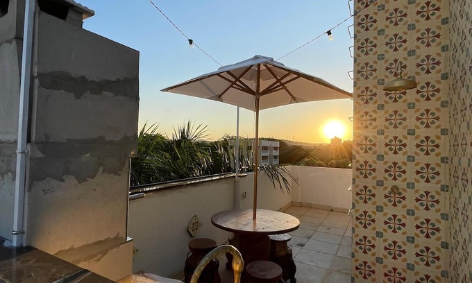 Vila Isa Apartment | Penthouse with sunset view and Ibituruna