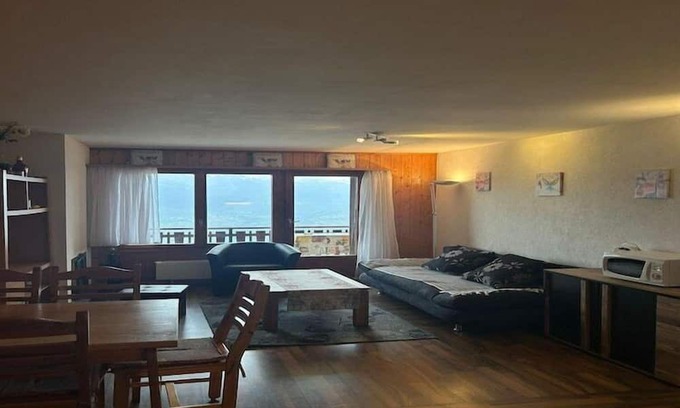 Veysonnaz Apartment | Apartment in Veysonnaz with pool
