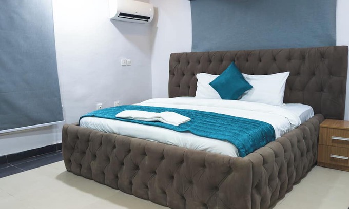 Yaba Apartment | One Bedroom In Lagos Lazuli