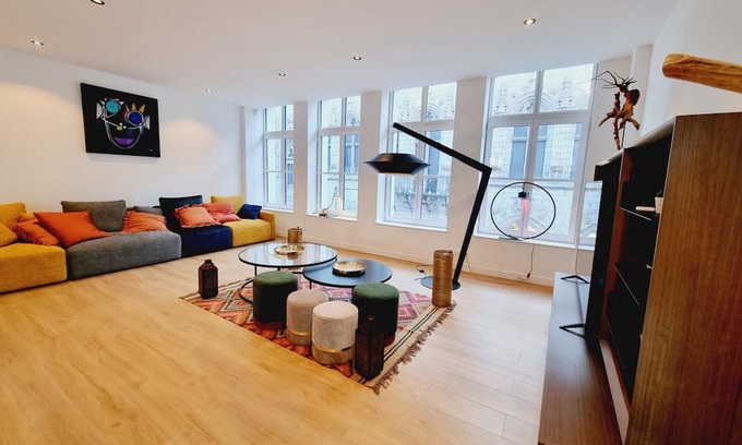 Douai Apartment | Luxury apartment in Douai center with wifi, air conditioning, and terrace