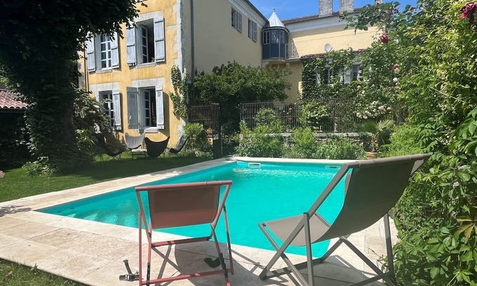 Montaut Cottage | Superb ensemble 18 century Manor house, 2 cottages with pool and private garden