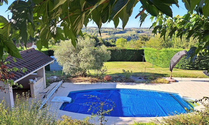 Montseveroux House | Quiet country house with swimming pool and lovely views.