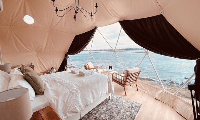 LaHave House | The Lookout Dome One - Private Hot Tub