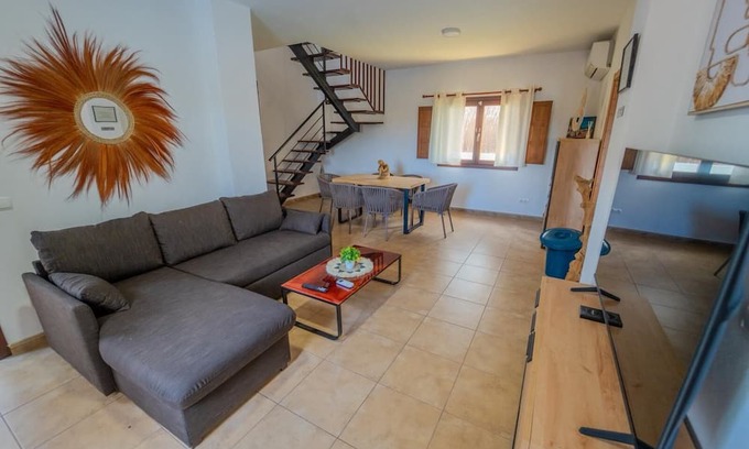 Puig d'en Valls Ski Chalet | Villa Can Rusiniol 1
