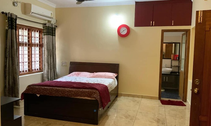 Kozhikode Villa | "Rohini Villa" 5 Bedroom Luxury Garden Villa in Kozhikode