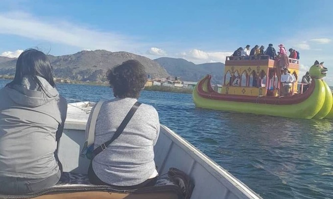 Puno Cabin | Uros & Titicaca's Rest Lodge, Peru