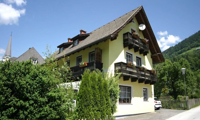Feld am See Apartment | Apartment in Feld am See near Ski Slopes