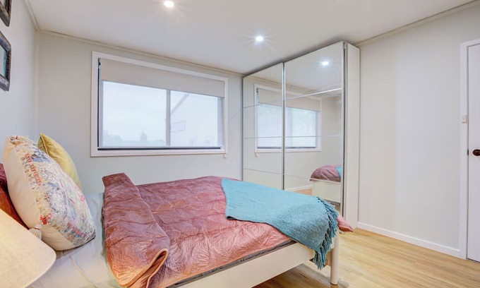 Manuka House | Luxury Modern House Near CBD