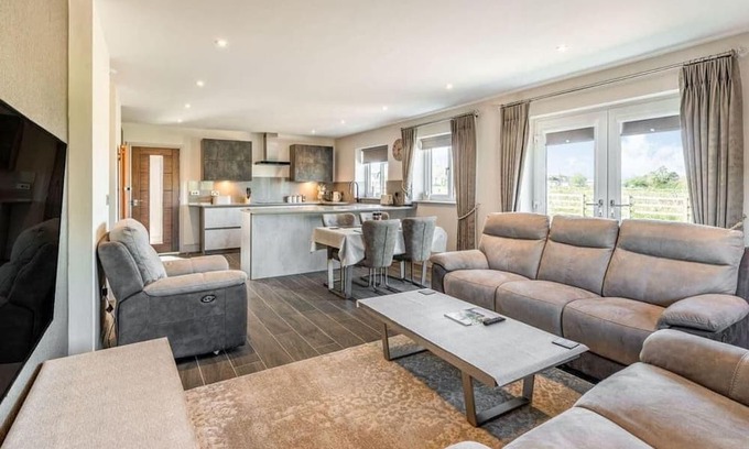 Blackburn Cottage | Haven Cottage