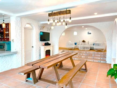 Pansol Resort | The Mykonos Hot Spring Resort