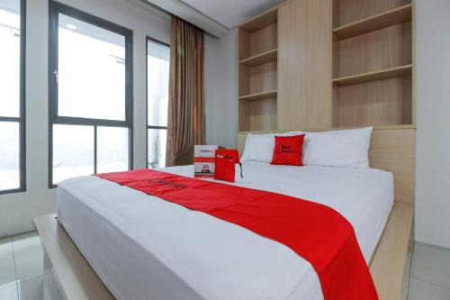 Grogol Utara House | RedDoorz @ Patal Senayan 4